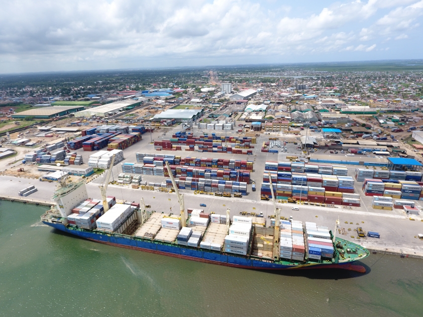 Port – the Centerpiece of the Maritime Industry